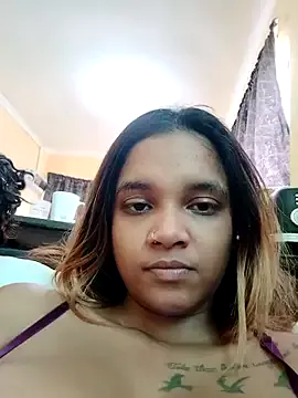 KateDivineUK – webcam model profile photo Image 18