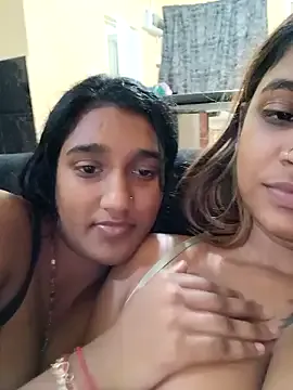 KateDivineUK – webcam model profile photo Image 9