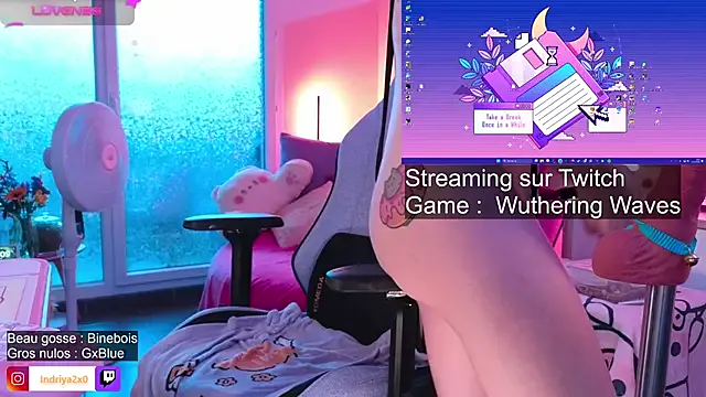 BlondeHott – webcam model profile photo Image 3