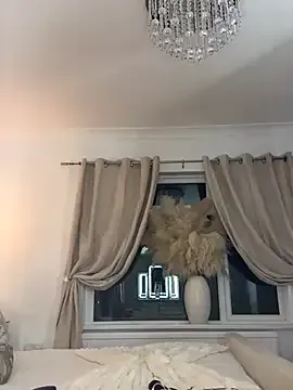 blondeambitionnn – webcam model profile photo Image 12