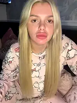 blondeambitionnn – webcam model profile photo Image 7