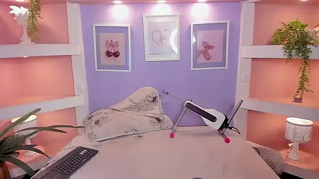 Chiaralovee – webcam model profile photo Image 15