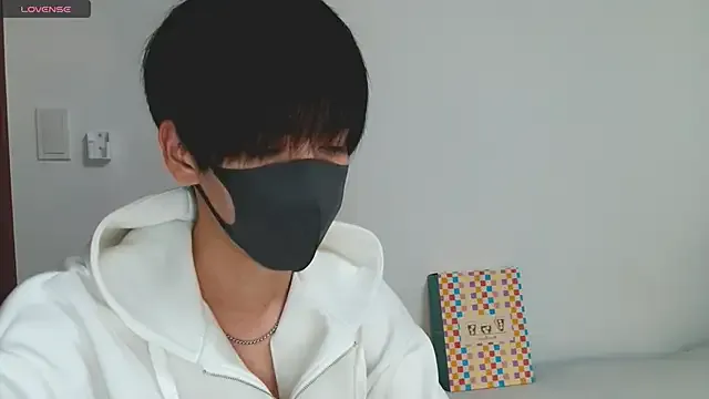 AAASuck – webcam model profile photo Image 2