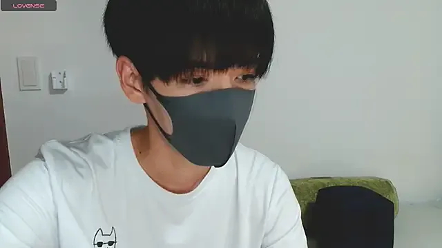 AAASuck – webcam model profile photo Image 3