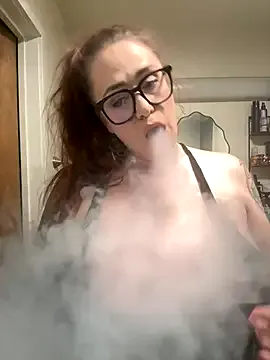 BrookeBratXO – webcam model profile photo Image 2