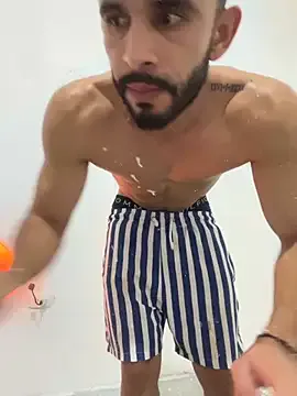 Libely – webcam model profile photo Image 11