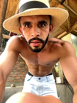 Libely – webcam model profile photo Image 14