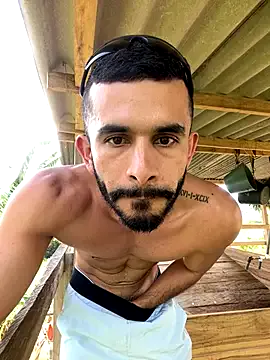 Libely – webcam model profile photo Image 15