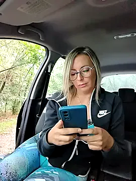 StarKristy – webcam model profile photo Image 17