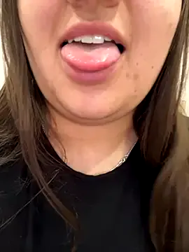 LizzieGreyX – webcam model profile photo Image 16