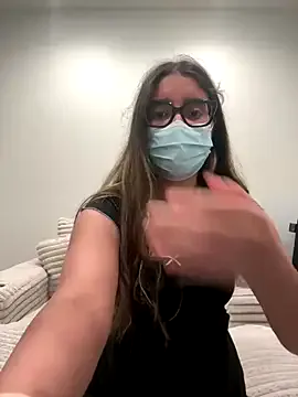 Olvia7985 – webcam model profile photo Image 2