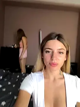 TyleneBuck – webcam model profile photo Image 18