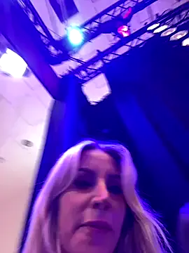 heanvenlyblonde – webcam model profile photo Image 18