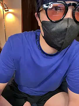 British_EmJess – webcam model profile photo Image 10