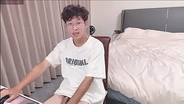 BlondeScarlettx – webcam model profile photo Image 2