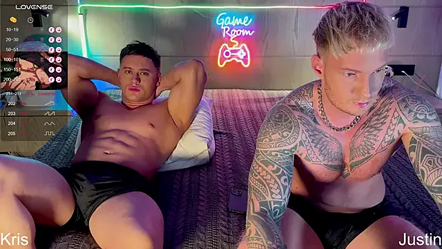 BlondeHott – webcam model profile photo Image 10