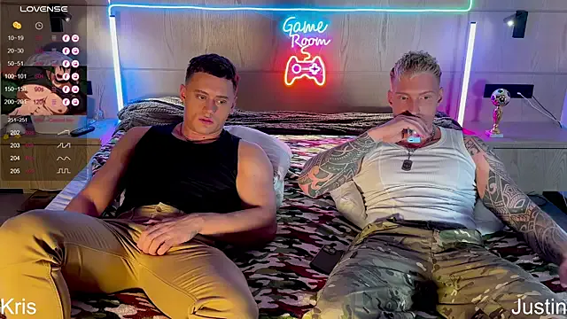 BlondeHott – webcam model profile photo Image 6