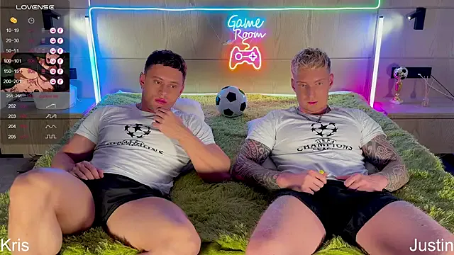 BlondeHott – webcam model profile photo Image 8