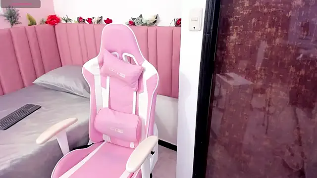 luanarisque – webcam model profile photo Image 6