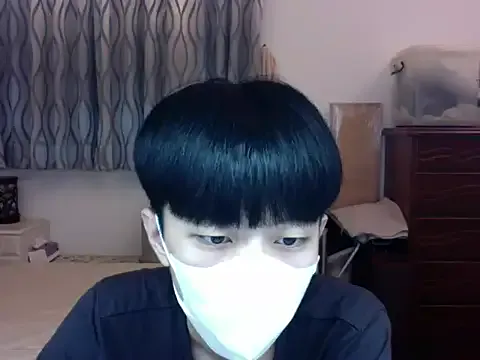 blondeangel_4u2 – webcam model profile photo Image 2