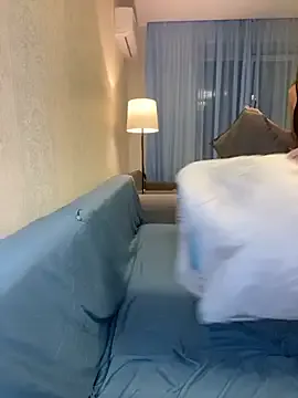 BrookeBratXO – webcam model profile photo Image 13