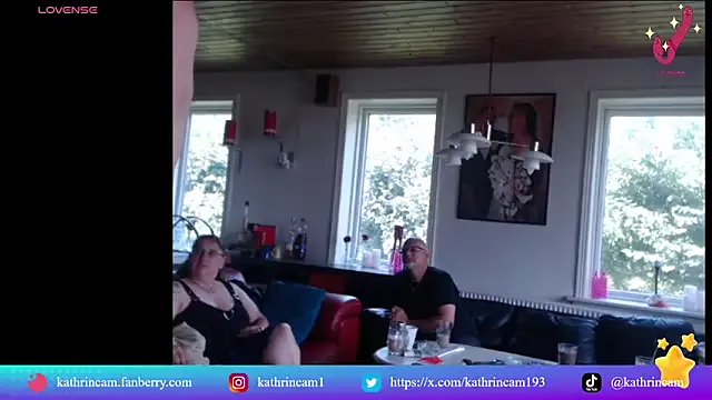 millemimi – webcam model profile photo Image 3