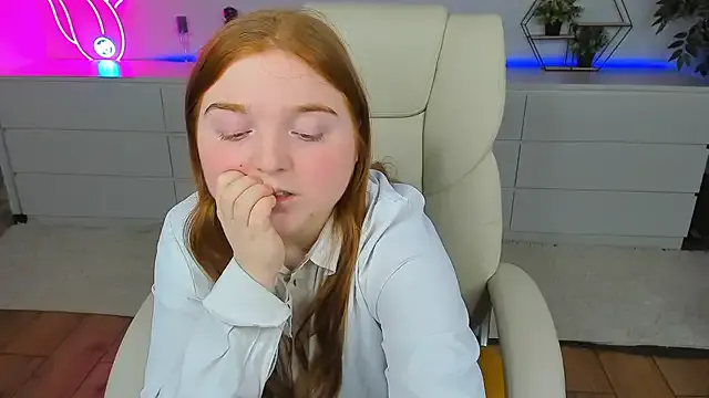 pevicha – webcam model profile photo Image 15