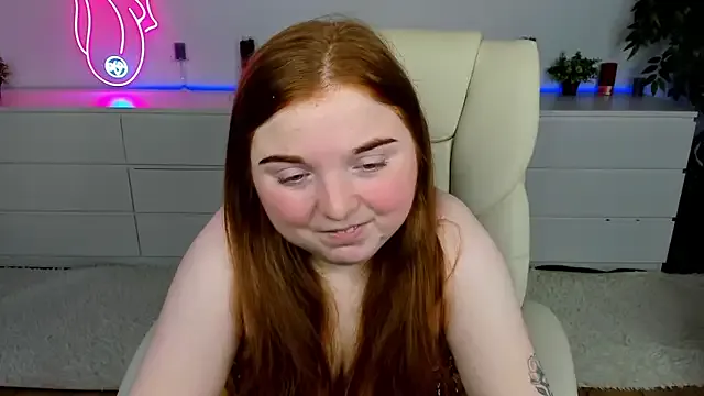 pevicha – webcam model profile photo Image 4