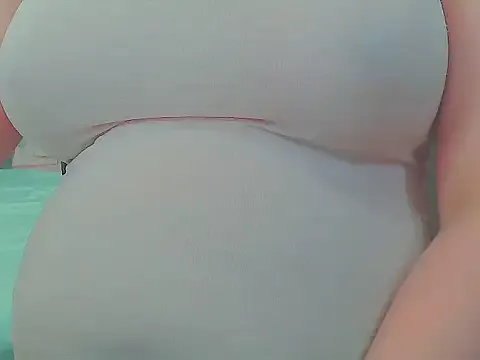 skyamber8v2 – webcam model profile photo Image 12