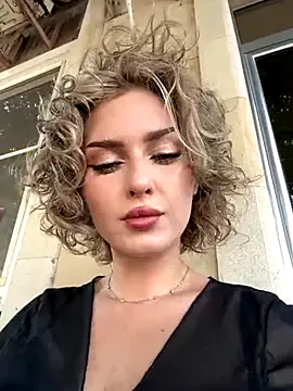 jaklina57 – webcam model profile photo Image 3