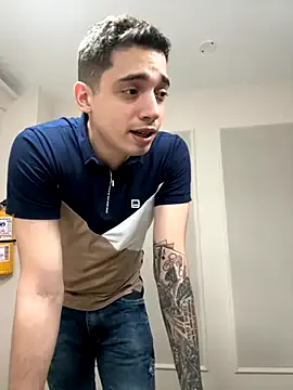 LeoAndKali – webcam model profile photo Image 10