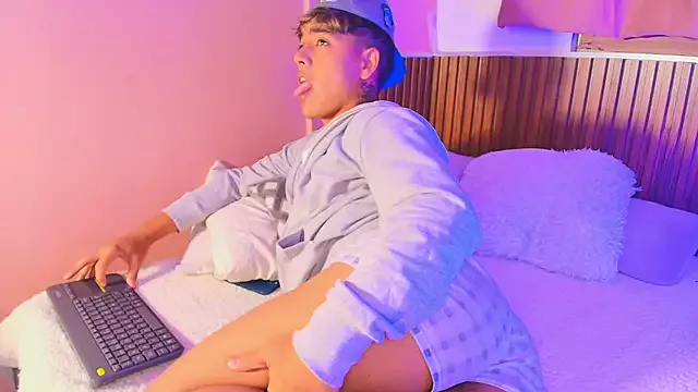 Scarlettsteelexo – webcam model profile photo Image 14