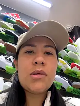 farianaall – webcam model profile photo Image 7