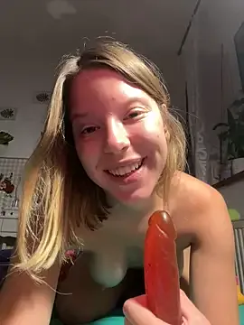 SusyBlair – webcam model profile photo Image 17