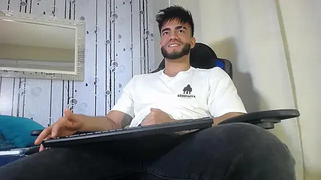 kroddy1985 – webcam model profile photo Image 10