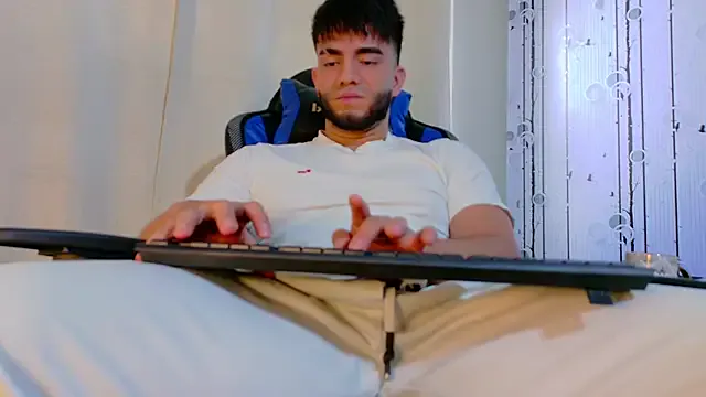 kroddy1985 – webcam model profile photo Image 16