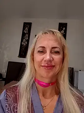 gravebabyxo – webcam model profile photo Image 8