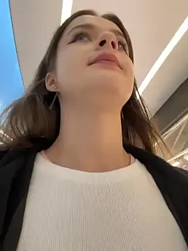 NightMint – webcam model profile photo Image 18