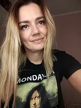 Anesteishen – webcam model profile photo Image 14