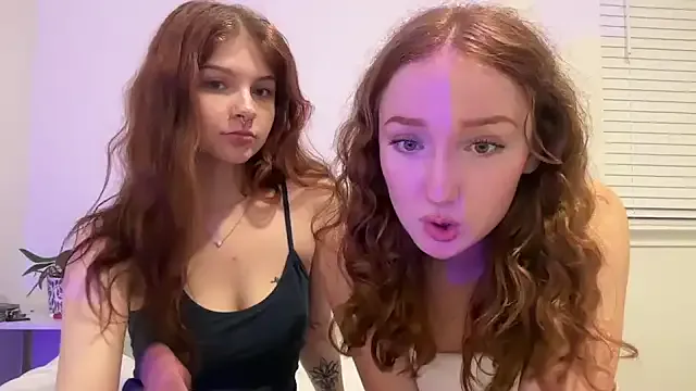 LoraDevine – webcam model profile photo Image 6