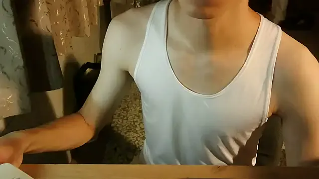 KrissyQueen – webcam model profile photo Image 3