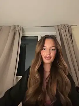 LaceyMayxox – webcam model profile photo