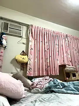 British_EmJess – webcam model profile photo Image 8