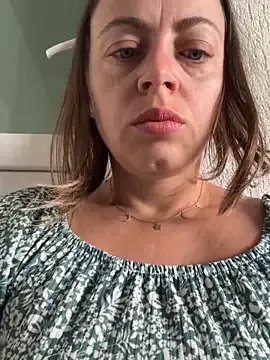 Milaa1998 – webcam model profile photo Image 14