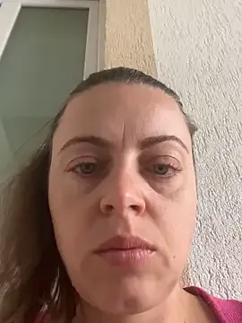 Milaa1998 – webcam model profile photo Image 16