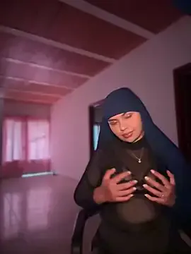 hidear000 – webcam model profile photo Image 8