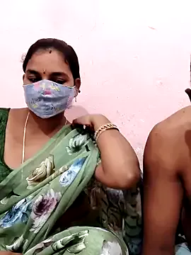 kissmabont – webcam model profile photo Image 6