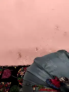 kissmabont – webcam model profile photo Image 9