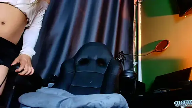 heanvenlyblonde – webcam model profile photo Image 12