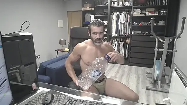 pretur_crubaa – webcam model profile photo Image 8